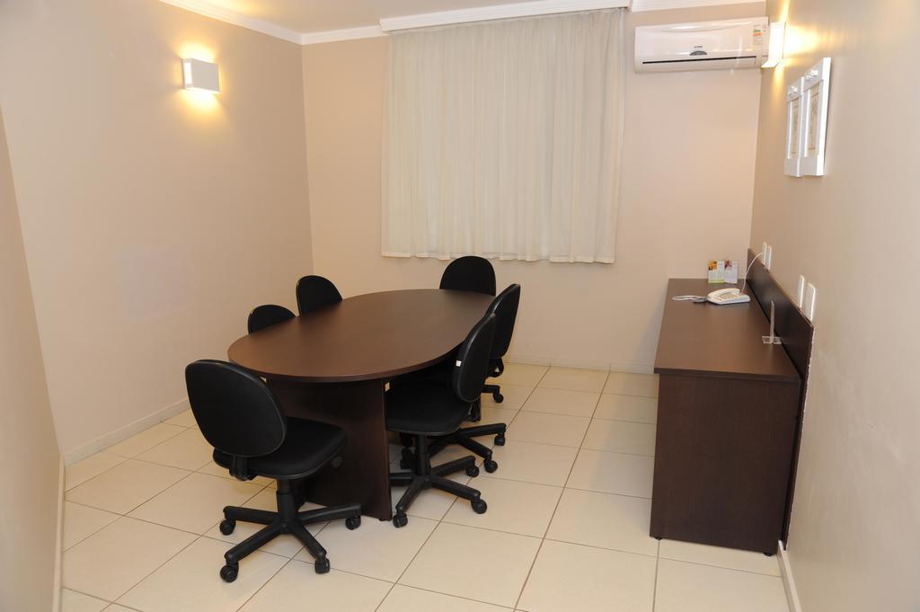 Comfort Hotel Araraquara Exterior photo